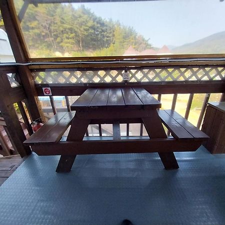 Another World Pension Gyeongju Ngoại thất bức ảnh