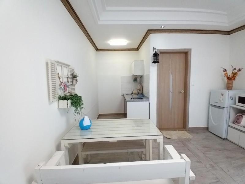 Another World Pension Gyeongju Ngoại thất bức ảnh