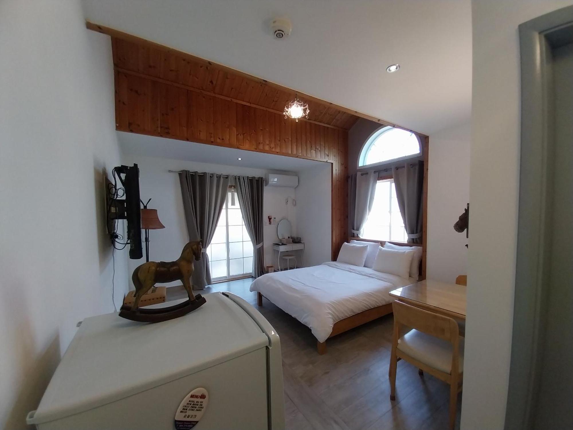 Another World Pension Gyeongju Ngoại thất bức ảnh